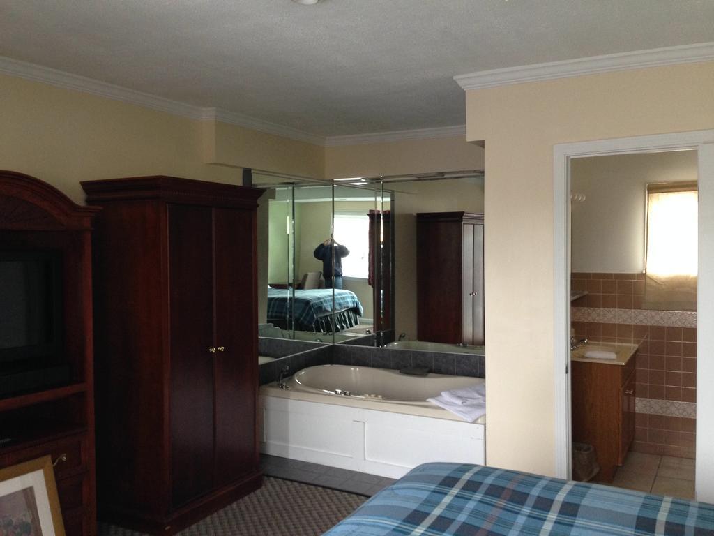 Webster Relax Inn المظهر الخارجي الصورة